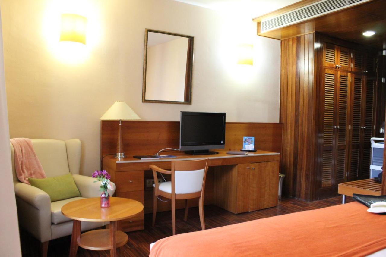 Hotel Escuela Santa Cruz מראה חיצוני תמונה
